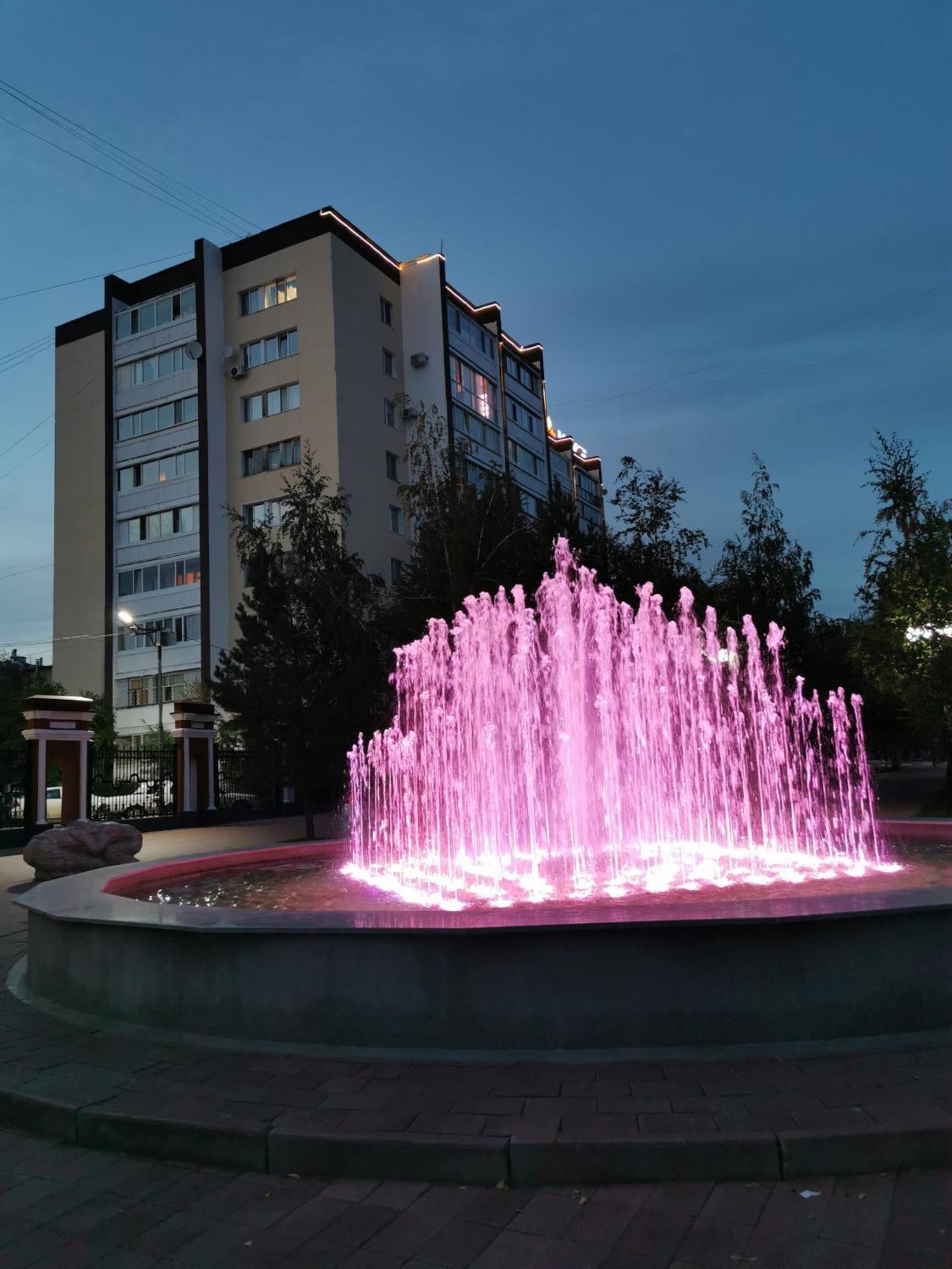 1 Комнатная Квартира В Самом Центре С Видом На Сквер Kostanay Exterior foto